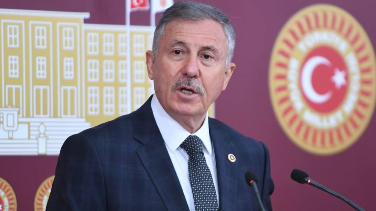 Özdağ’dan ‘yemin töreni’ eleştirisi: Başka isim mi yoktu?