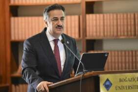 AYM: Boğaziçi Üniversitesi Rektörü Naci İnci’nin öğrenciye karşı aldığı “önleyici tedbir” protesto hakkını ihlal etti