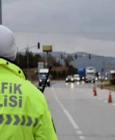 Trafik Cezaları 2026 listesi: Yeni Trafik Kanunu Maddeleri ve zamlı ceza fiyatları