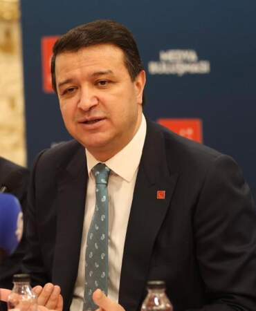 Arıkan: Siyasette dil ve ahlak krizi var