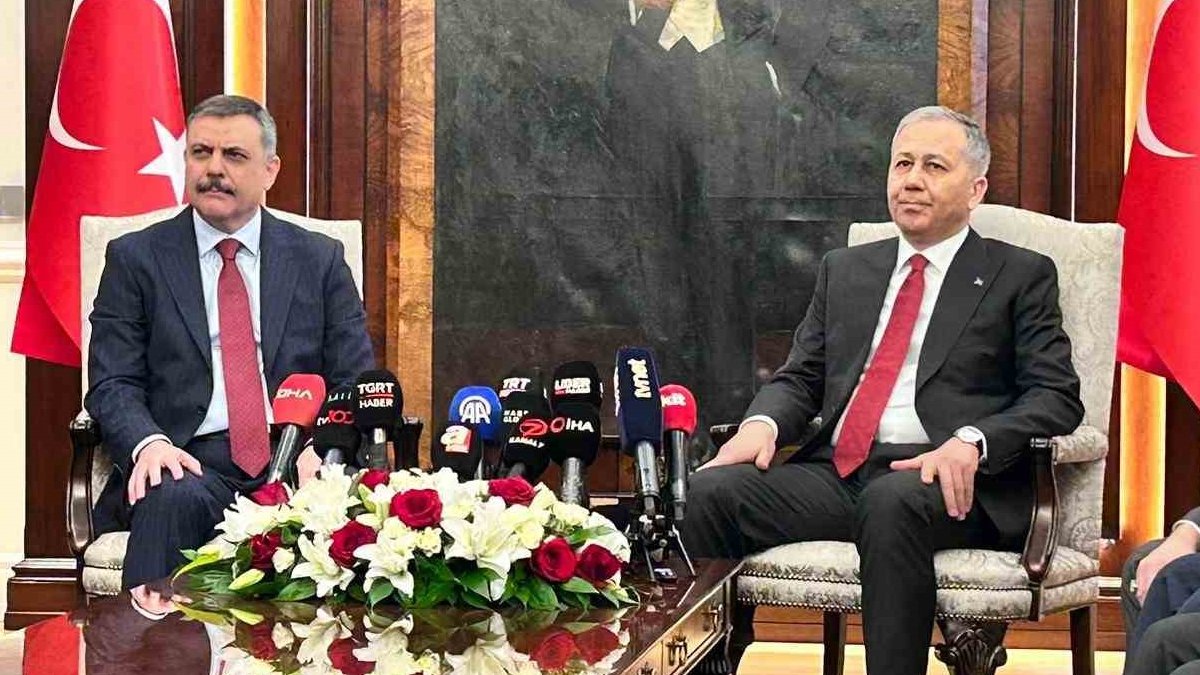 CHP’li Tanrıkulu’ndan Bakan Çiftçi’ye ‘Yerlikaya’ sorusu