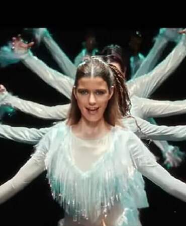 Beren Saat müziğe adım attı: Oyunculuktan stüdyoya yeni yolculuk
