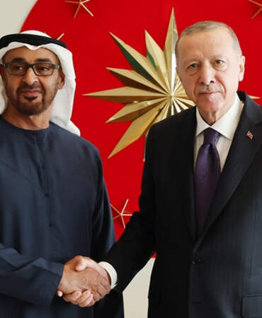Erdoğan ve BAE Devlet Başkanı Al Nahyan telefonda görüştü