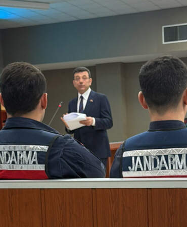 İmamoğlu hakim karşısında: Alnım ak başım dik