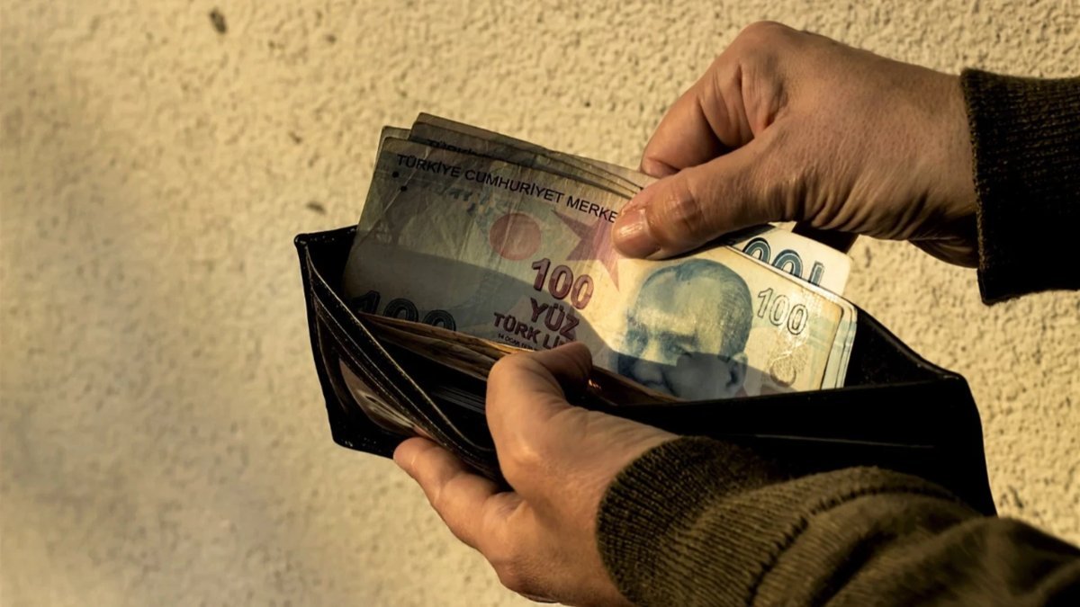 BES-AR: Yoksulluk sınırı 100 bin lira barajını aştı, asgari ücret açlık karşısında eridi