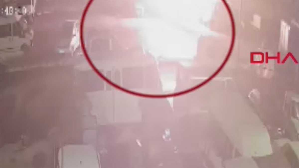 İzmir’de facia! Otobüste çıkan yangında 16 yaşındaki Abdullah hayatını kaybetti