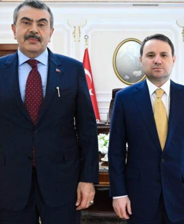 Yusuf Tekin’le Akın Gürlek bir araya geldi