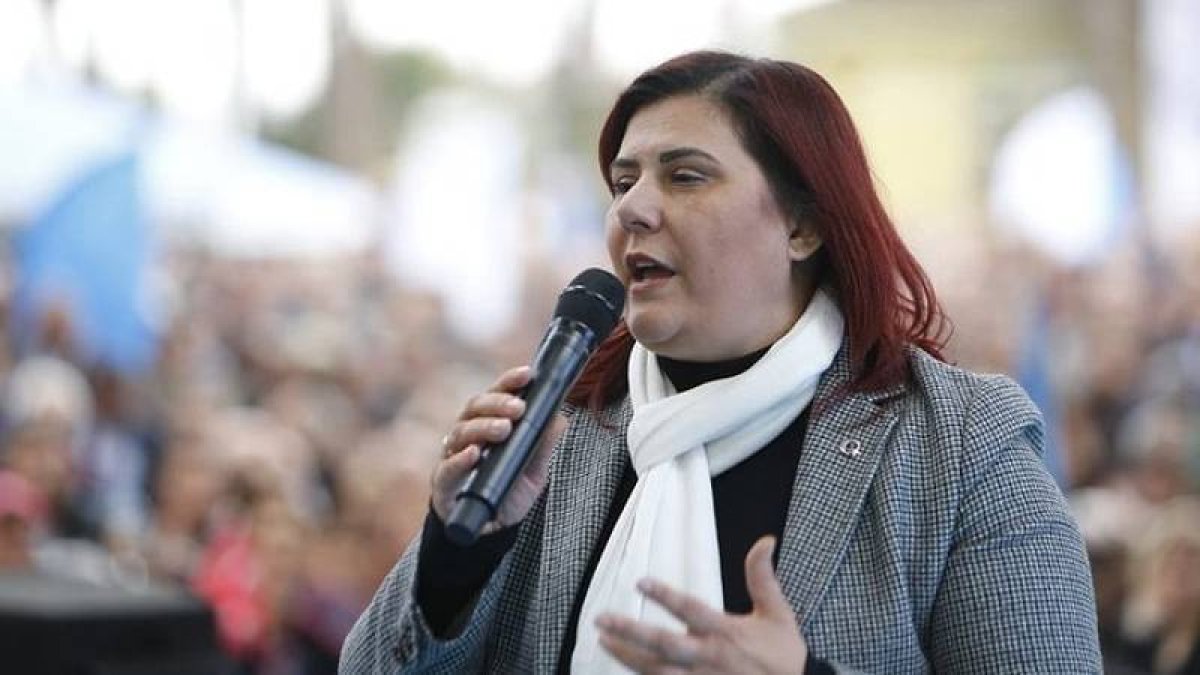 Özlem Çerçioğlu ve 33 kişinin yargılandığı ihale davası ertelendi