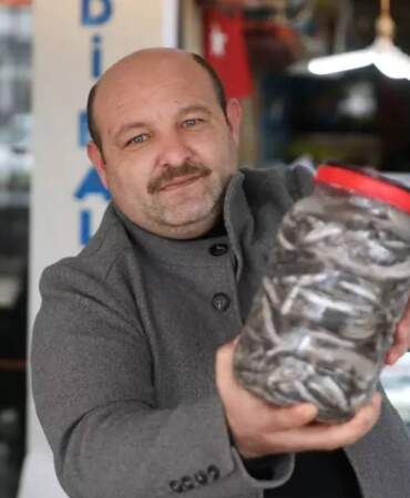 Kışın vazgeçilmez lezzeti yaza hazırlanıyor! Karadenizliler yapıyor, 1500 TL’ye satıyor! Kışın yemesi daha kârlı…
