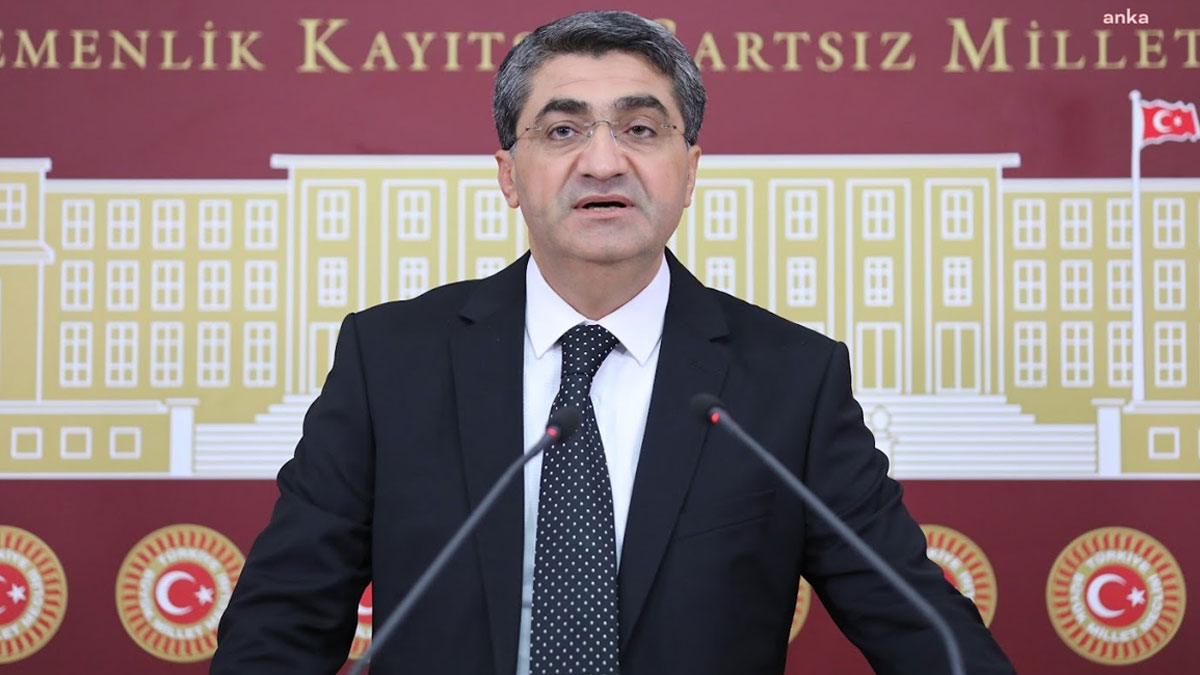 DEVA Partili Ekmen’den ‘Aile Yılı’ çıkışı: “Toplumsal güven çökerken aile nasıl kurulacak?”
