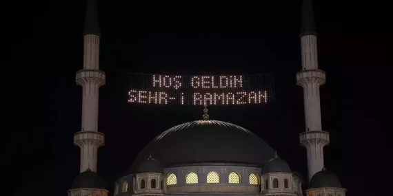 Alarmı duymayıp uyuyakalanlar dikkat: Sahursuz ve niyetsiz oruç kabul olur mu?