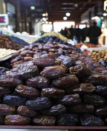Hurma alırken rastgele davranmayın, bu kriterlere dikkat edin: Rengi, içeriği, muhafaza edilme şekli…