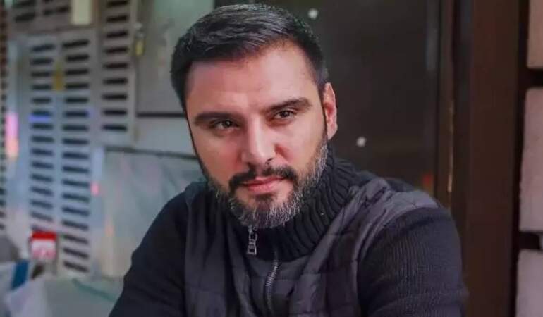 Ünlü şarkıcı Alişan Ramazan’da umreye gitti! ‘Yine nasip oldu, şükürler olsun’