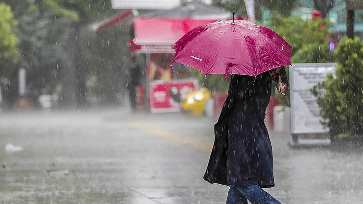 AKOM uyardı: İstanbul’a hafta sonu yağmur geliyor