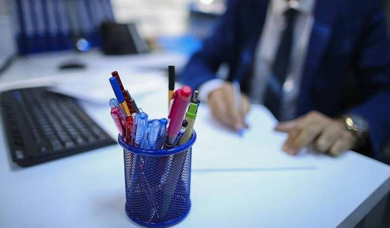 Kamu çalışanlarının maaşlarına düzenleme sinyali! Bakan Şimşek çalışma başlattı