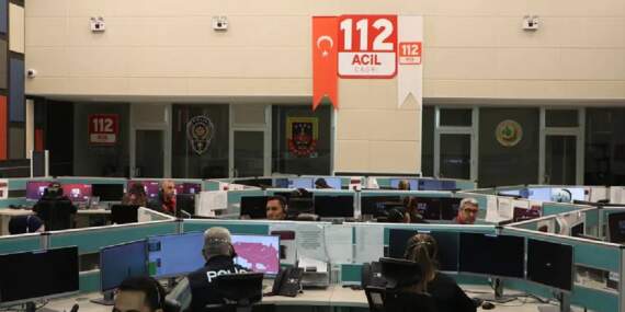 112’yi arayanların ilginç talepleri: Rüya yorumu da var, takma diş ihbarı da