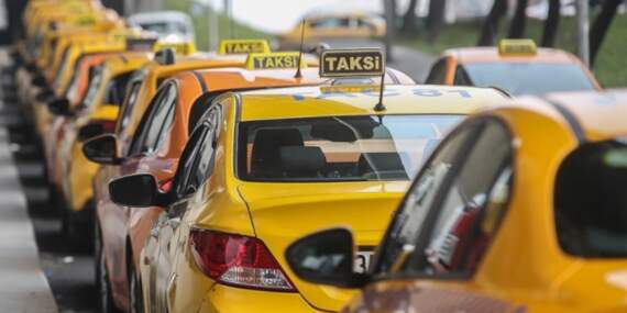 Yeni yasa yürürlükte: Ruhsatsız ve korsan taksiciliğe ceza
