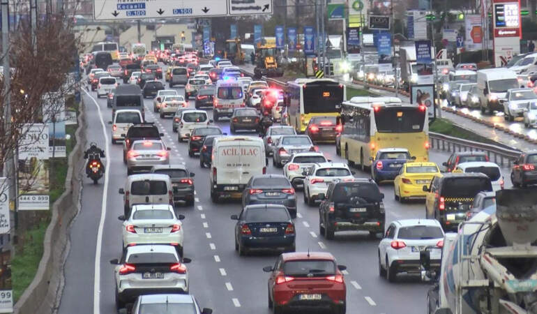 Yeni ticari araçlarda takograf ve hız sınırlayıcı cihaz zorunluluğu: Uymayanlara 75 bin lira ceza