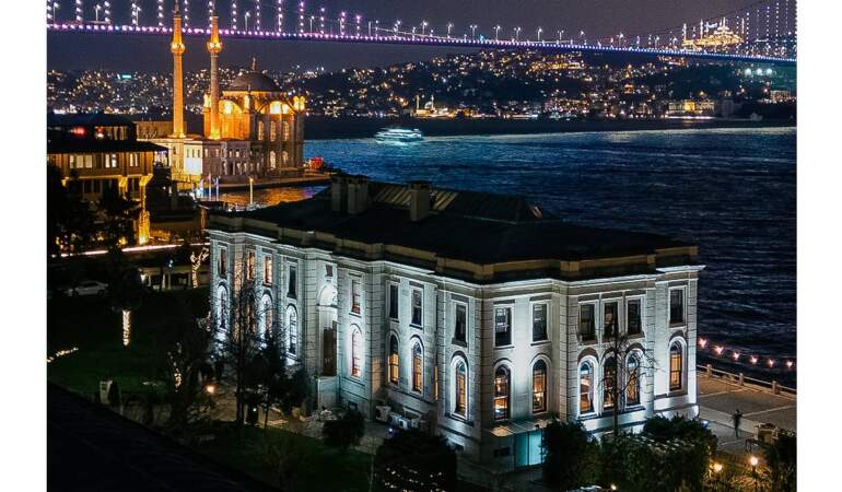 The Times’ın İstanbul’un en iyi restoranları arasında yer alan Lokanta Feriye, İftar sofralarını  yeniden yorumluyor