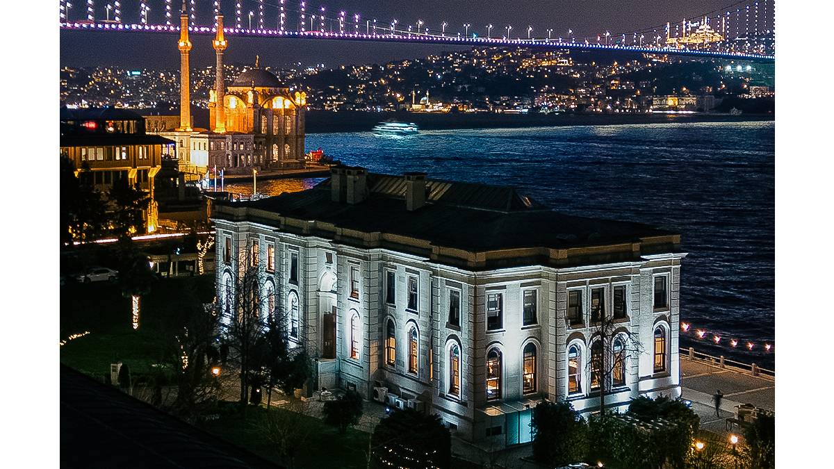 The Times’ın İstanbul’un en iyi restoranları arasında yer alan Lokanta Feriye, İftar sofralarını yeniden yorumluyor