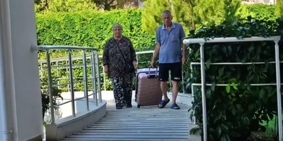 Emekli Kart’ta yeni dönem 1 Mart’ta başlıyor: Ücretsiz tatil ve yüzde 50 indirim açıklandı