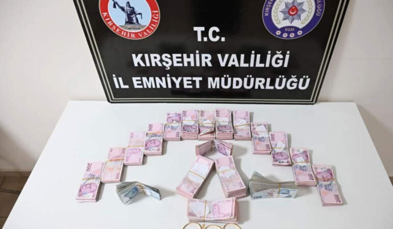 Düşük ayar altın bozdurma operasyonu: 3 kişi gözaltına alındı