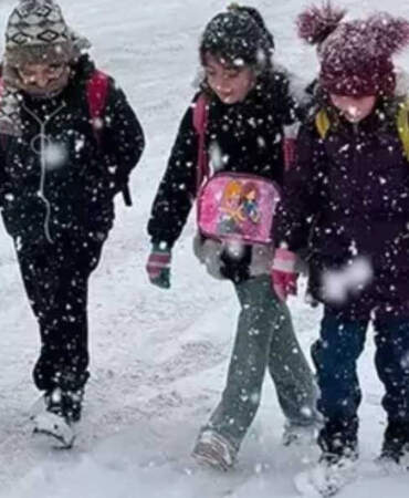 Erzurum beyaza büründü: 3 ilçede tatil kararı çıktı