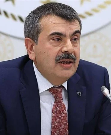 Milyonlarca öğrenciyi ilgilendiriyor: LGS kitapçığı değişiyor, yatılı okullara yeni kota sistemi devrede