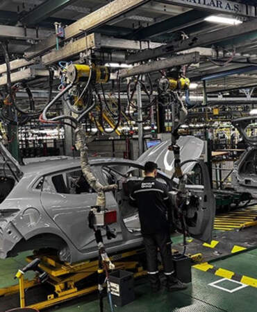 Renault’dan Türkiye’de elektrikli otomobil hamlesi: Batarya için Togg’un üreticisi Siro ile görüşülüyor