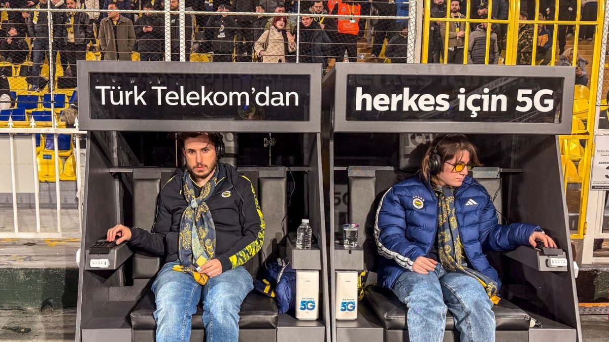Stadyumlarda yeni dönem: Türk Telekom’dan görme engelliler için 5G destekli “dokunsal tribün”