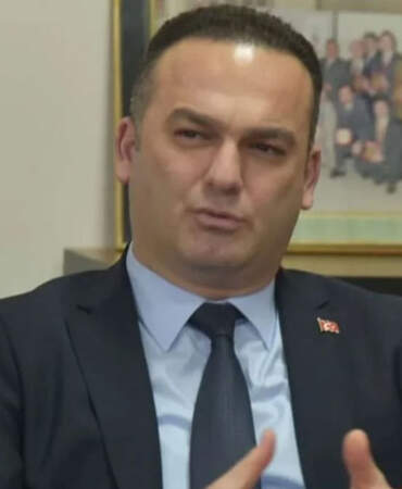CHP’den ihraç edilen Görele Belediye Başkanı Dede hakkında hapis talebi