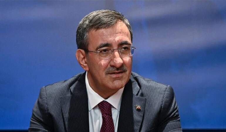 Cevdet Yılmaz, D-8 Genel Sekreteri Mahmud ile görüştü