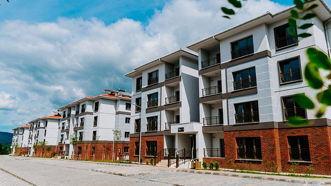 Konutta metrekare oyunu: İlandaki bilgi ile tapudaki kayıt örtüşmüyor