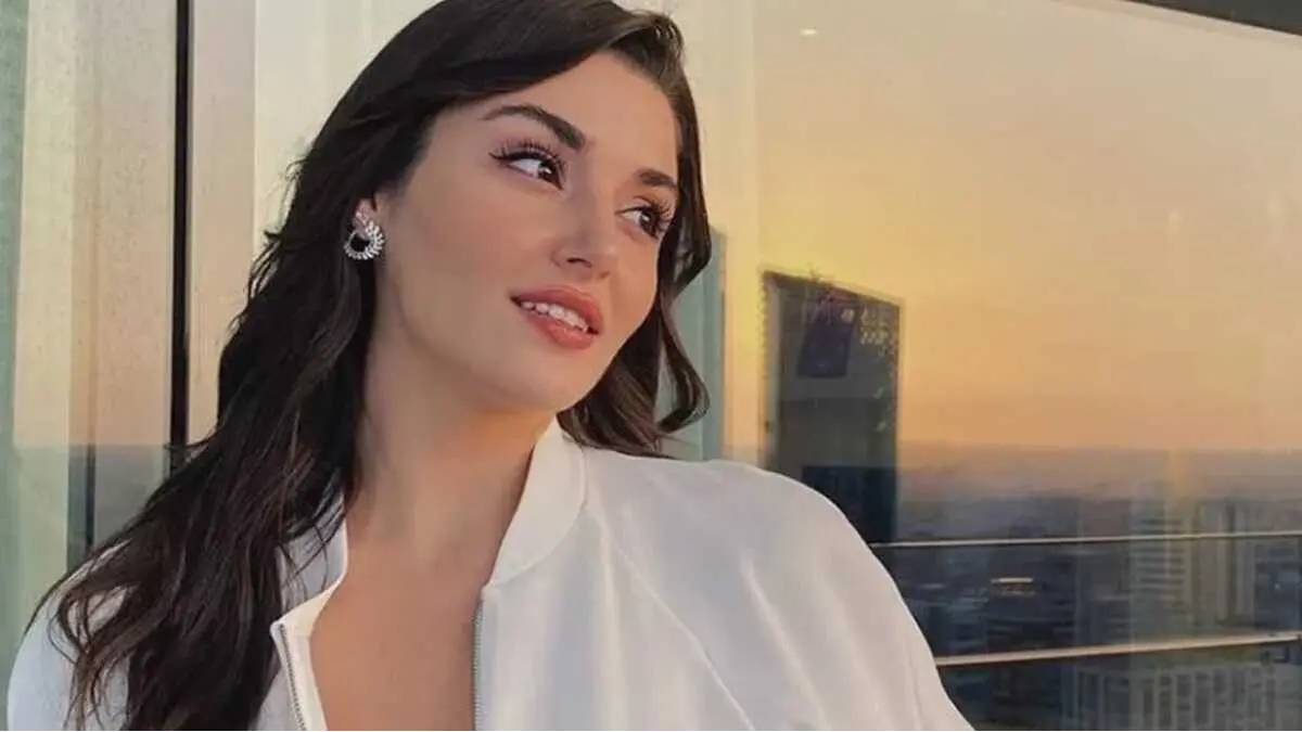 Hande Erçel’den ‘Yakışıklım’ paylaşımı: Yürekleri ısıttı!