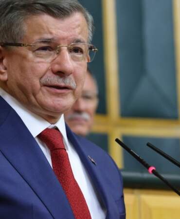 Davutoğlu’ndan akaryakıt tepkisi: Hazine’nin faturası mazota kesildi, dünyada yüzde 75, bizde yüzde 1210 artış var