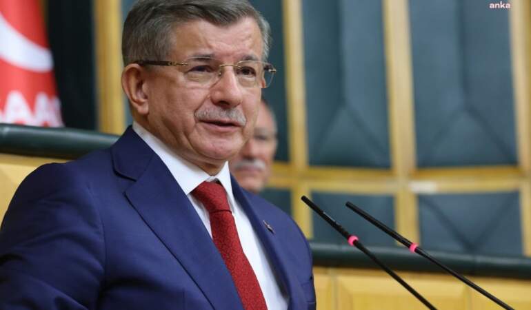 Davutoğlu’ndan akaryakıt tepkisi: Hazine’nin faturası mazota kesildi, dünyada yüzde 75, bizde yüzde 1210 artış var