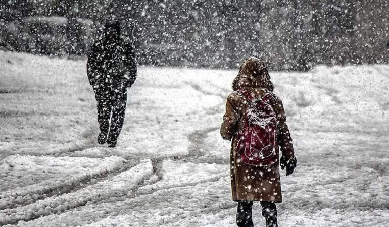 Haberler Peş Peşe Geldi… Birçok İlde Eğitime Kar Engeli