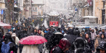 AKOM Saat Verdi, 5 İlçe Listede… İstanbul’a Kar Yağacak mı?