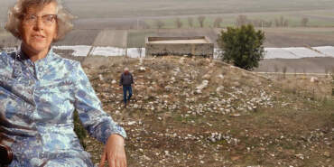 ‘Anadolu Arkeolojisinin Annesi’ Mellink’in Vasiyeti Yerine Getirildi: Külleri 2500 Yıllık Tümülüse Serpildi