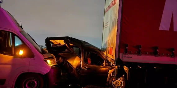Sakarya’da Zincirleme Kaza: 7 Yaralı