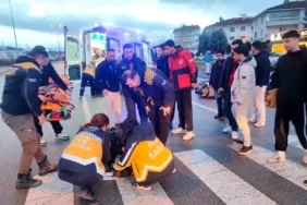 Sincan’da Motokurye Kaza Geçirdi
