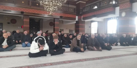 Müftü Çınar Akyurt’ta Esnafa Zekat Bilgisi Verdi