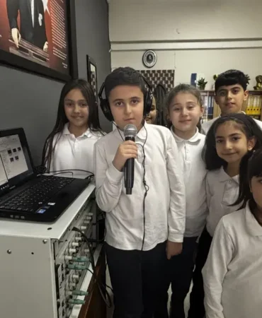 Öğrenciler Radyo nBi ile Haber Sunuyor