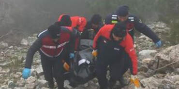 Aydın’da Uçurumdaki Cesedin Sırrı Çözüldü: Dinamitle Ölmüş, Eşi ve Oğlu Gözaltında