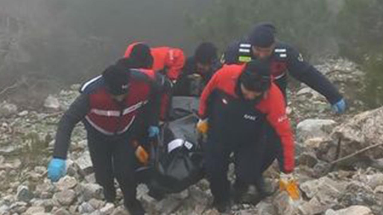 Aydın’da Uçurumdaki Cesedin Sırrı Çözüldü: Dinamitle Ölmüş, Eşi ve Oğlu Gözaltında