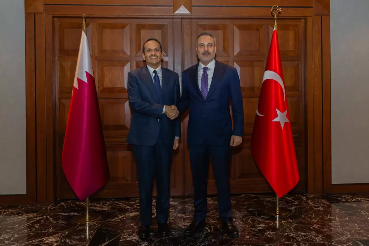 Fidan, Katar Başbakanı ile Görüştü