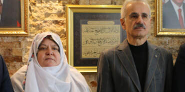 Kıyafeti Üzerinden Saldırıya Uğramıştı… Bakan Uraloğlu’ndan Ziyaret: ‘Ellerine Fırsat Geçse…’