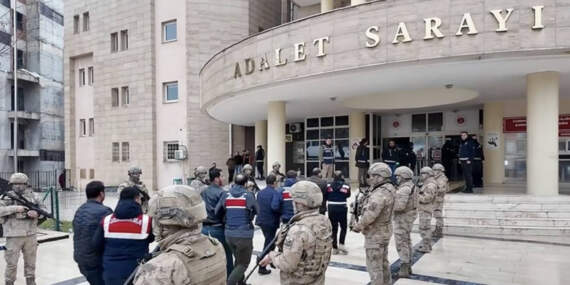 Bakan Yerlikaya Duyurdu: Tefeci Operasyonunda 23 Tutuklama