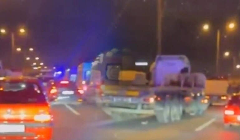 Başakşehir’de Zincirleme Kaza, Yaralılar Var