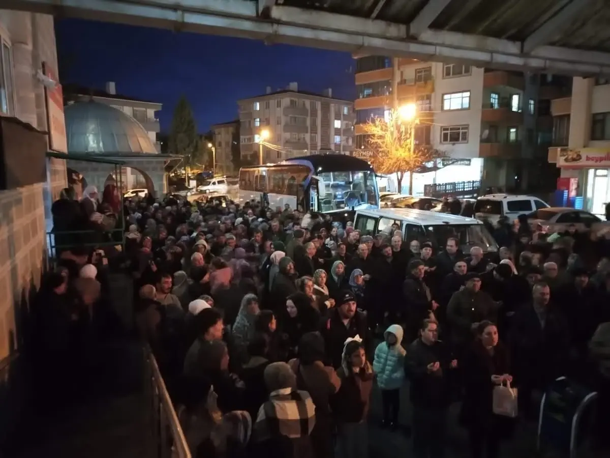 Beypazarı’ndan 60 Kişi Umreye Uğurlandı